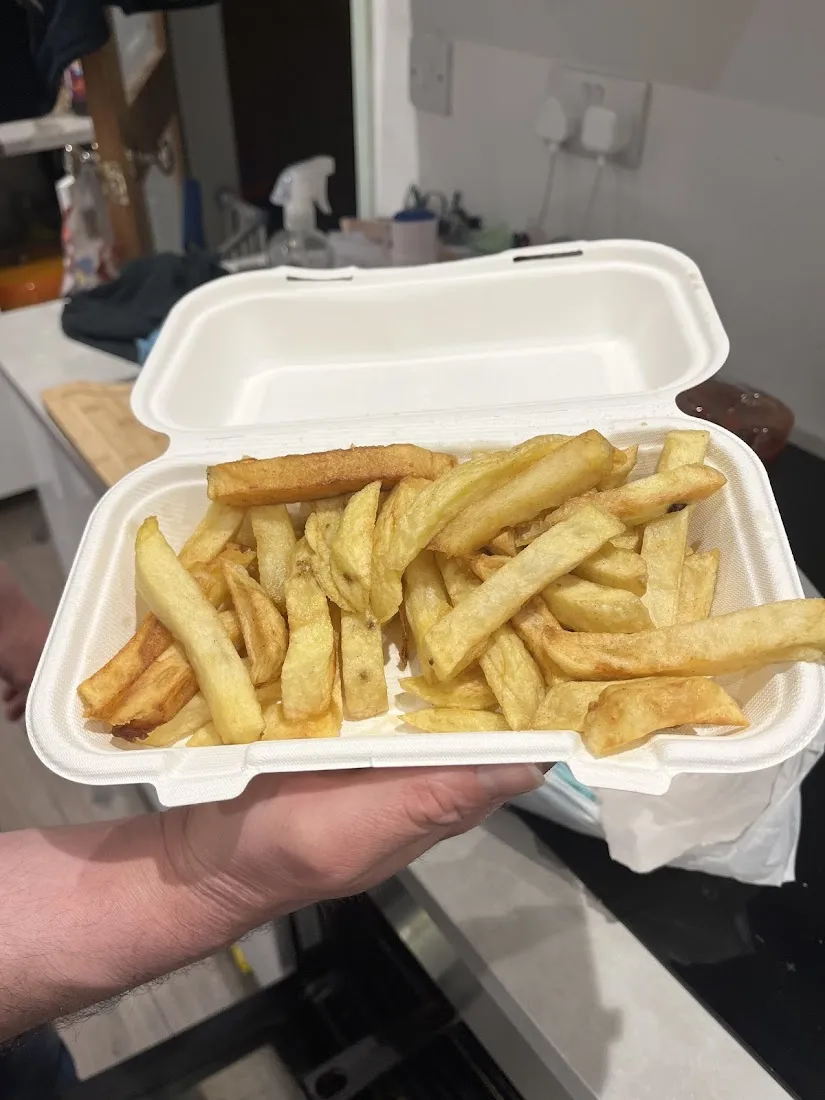 HOOKED @ FFRITH & CHIPS